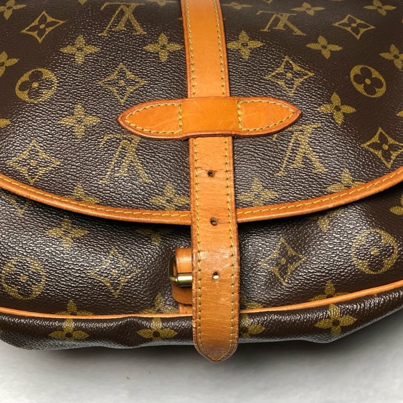 Louis Vuitton Saumur30 BagDate Code(AR1901)/Poshmark COA/Dust Bag - Picture 11 of 16